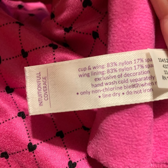 SOLD!!  Pink & Black Cacique 46DDD Underwire Bra - Picture 4 of 12